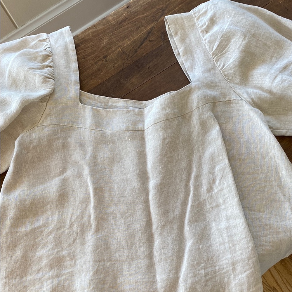 DISSH Cream Puff Sleeve Crop Blouse